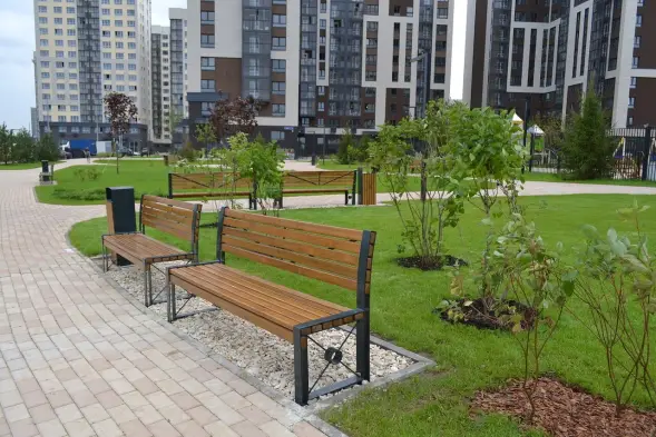 Скамейка стальная «София» без подлокотников 1,5 м