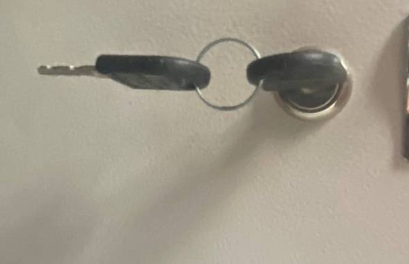 Шкаф универсально-хозяйственный двухдверный 1850х800х500 мм (2L-B1C-800)